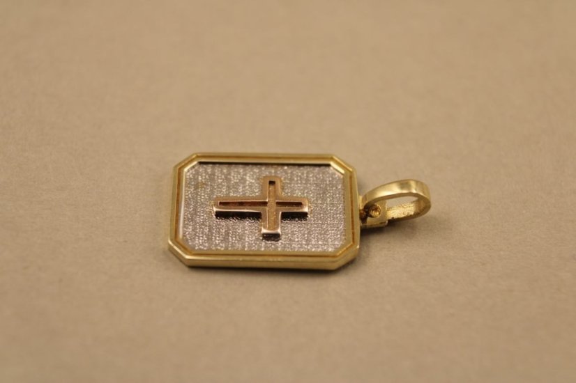 Prívesok-platnička-kombinované zlato-krížik-14 karátov