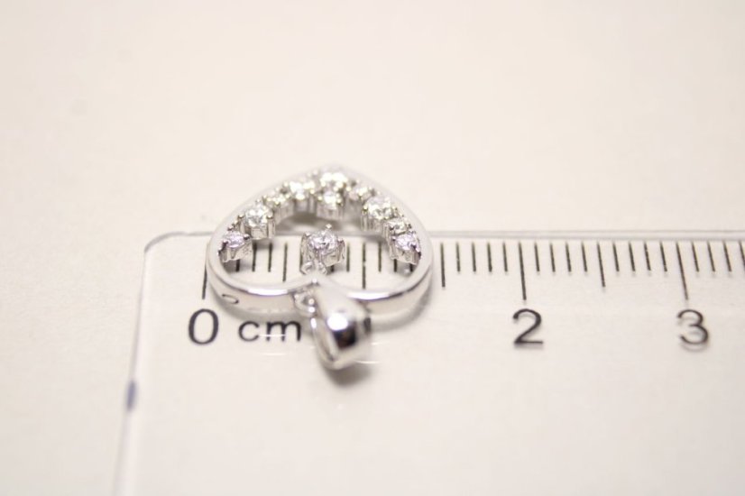 Strieborný prívesok Srdce s čírymi zirkónmi, rhodium, 1,27 g, 925/1000