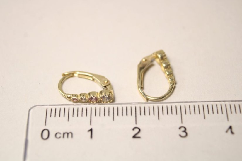 Zlaté naušnice zo žltého zlata, rúžové a číre zirkóny, klasické zapínanie, 1,15 g, 14 karátov, 585/1000