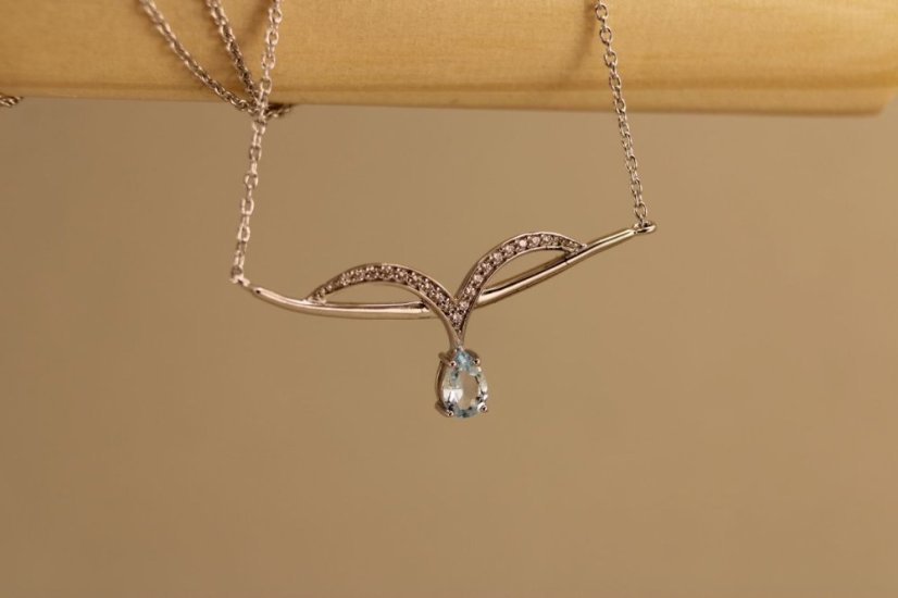 Celebritka -Topás-číre zirkóny-rhodium-striebro