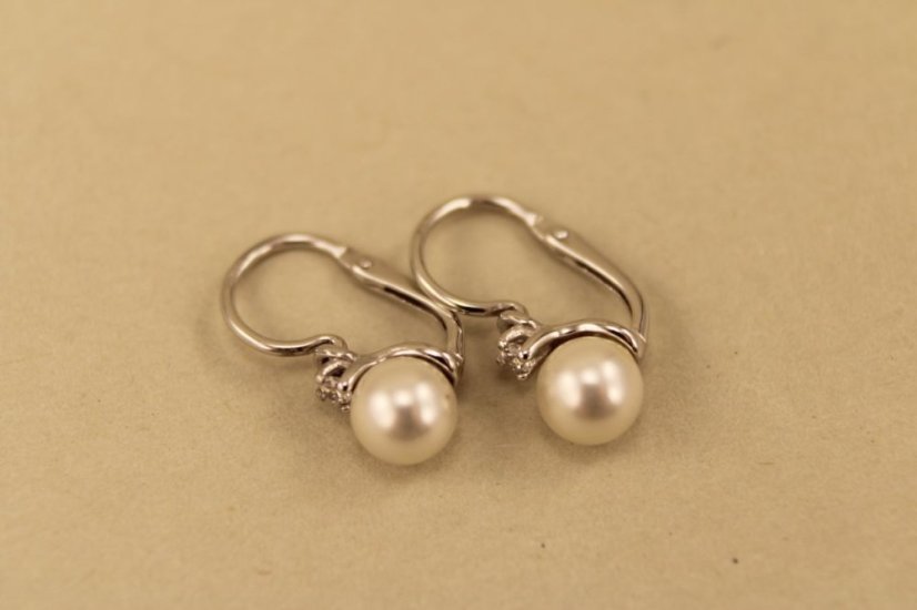 Strieborné náušnice perla a číry zirkón, 0,97g 925/1000