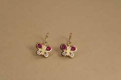 Náušnice - motýľ - číre/rúžové zirkóny - žlté zlato - brizúra -14 karátov