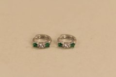 Náušnice -zelené zirkóny-zacvakávacie zapínanie-rhodium-striebro