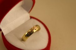 Prsteň- ruženec s krížikom- kombinované zlato- 14 karátov