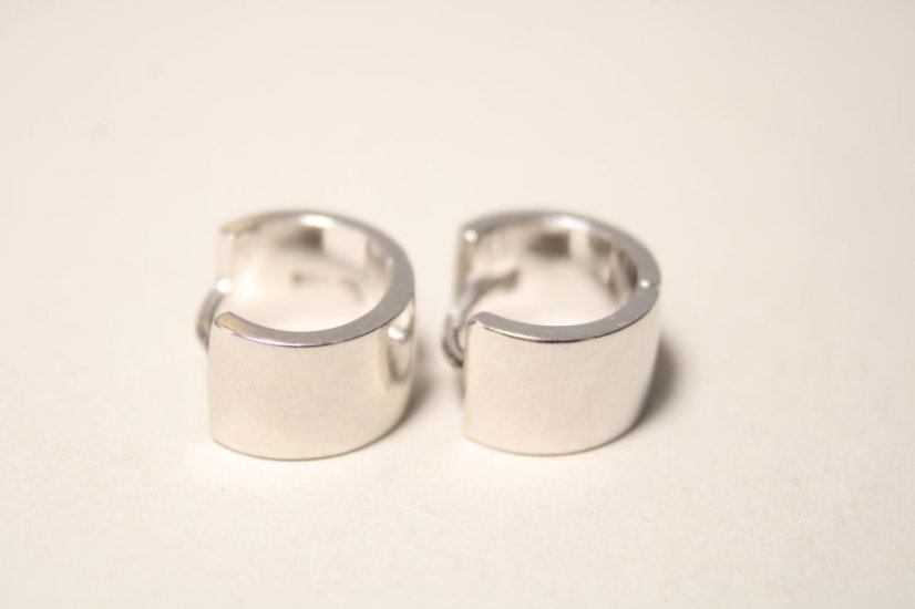 Strieborné náušnice hladké kruhy, rhodium, zacvakávacie zapínanie, 5,08 g, 925/1000