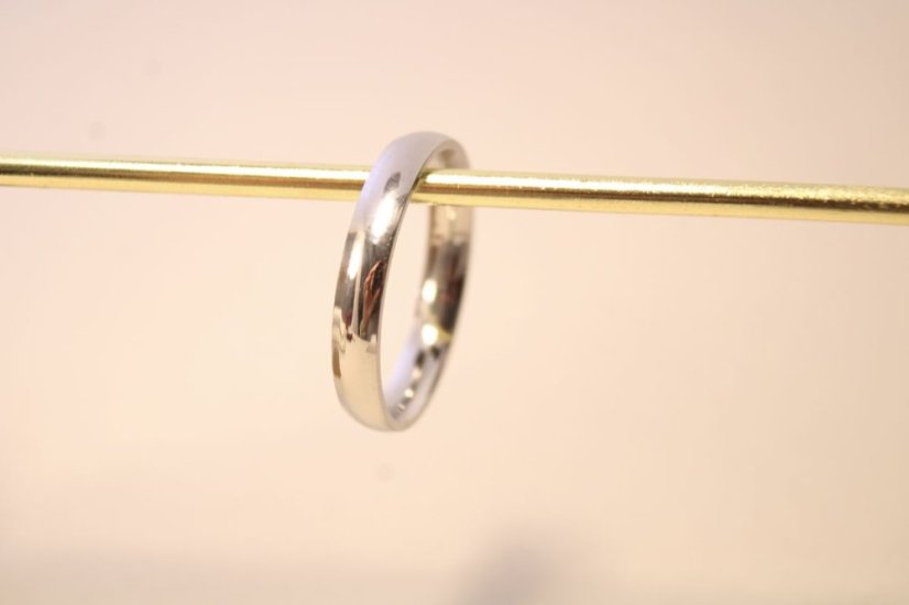 Prsteň-obrúčka- chirurgická oceľ