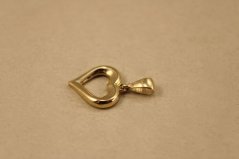 Prívesok- vyrezávané srdce- žlté zlato- 14 karátov