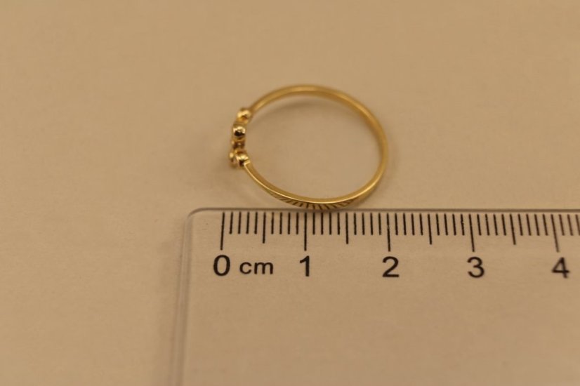 Prsteň- kríž- číre zirkóny- žlté zlato- 14 karátov