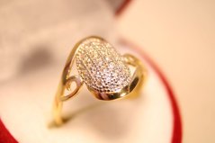 Prsteň-číre zirkóny-kombinované zlato- 14 karátov