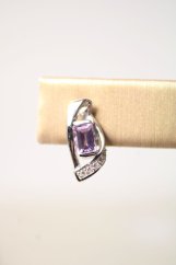 Naušnice-fialový Ametyst- číre zirkóny- puzetky- rhódiované striebro