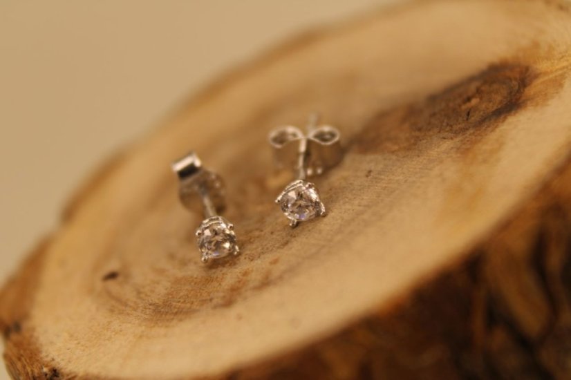 Náušnice- číre zirkóny- puzetky- biele zlato- 14K