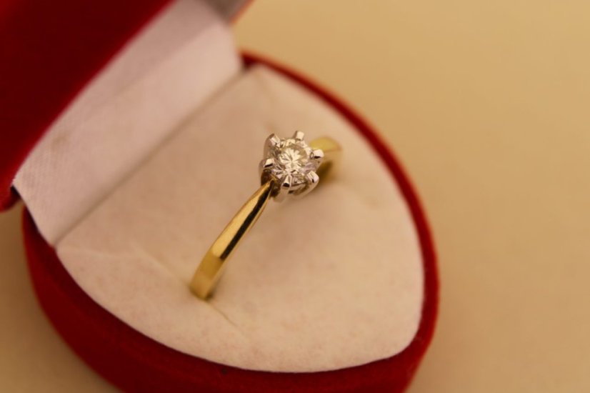 Zlatý prsteň - Solitaire briliant - 14k - Žlté zlato