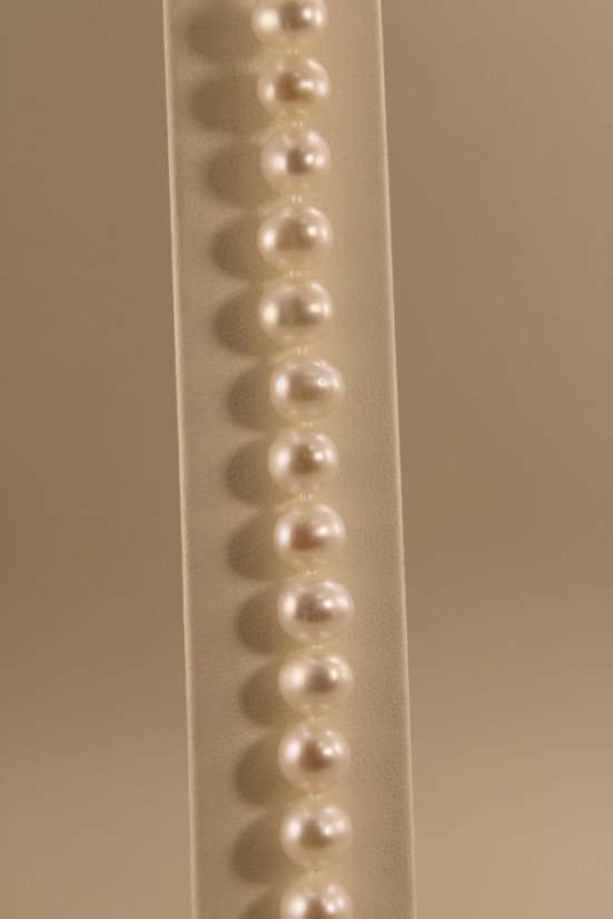 Náhrdelník- biele riečne perly- striebro