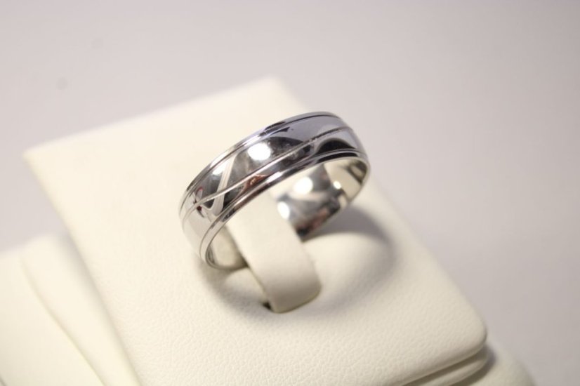 Prsteň- obrúčka v hladkom prevedení- chirurgická oceľ