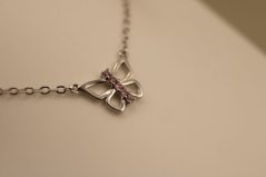 Retiazka- celebritka- motýľ- rúžové zirkóny- rhódiované striebro