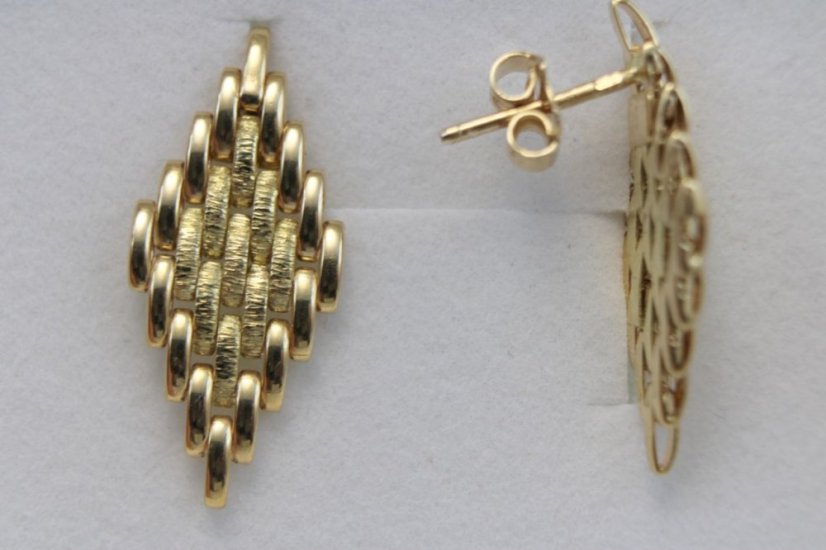 Náušnice visiace žlté zlato 3,33g 14k 585/1000 - Farba zlata: Žltá, Váha (g): 3,33, Rýdzosť: 14 karátov 585/1000