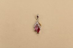 Prívesok - rúžové zirkóny - kombinované striebro