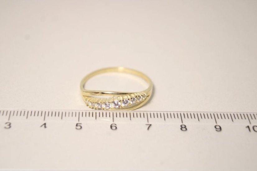 Prsteň-zirkóny-žlté zlato-14 karátov