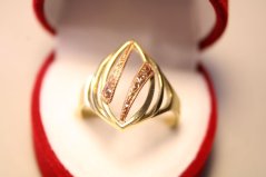 Prsteň- gravír-viacfarebné zlato- 14 karátov