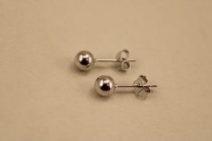 Náušnice- guličky- puzetky- rhódiované striebro