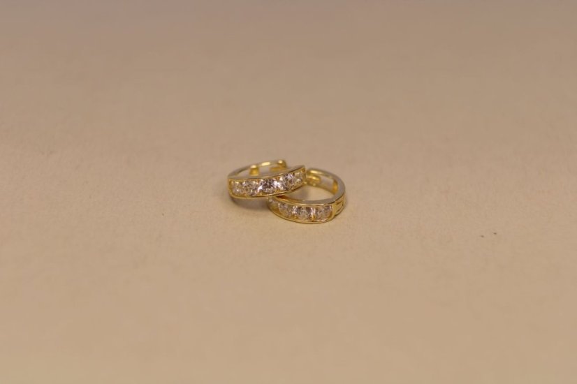 Náušnice-kruhy-číre zirkóny-žlté zlato-14 karátov