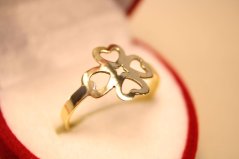 Prsteň- vyrezávaný štvorlístok- žlté zlato- 14 karátov