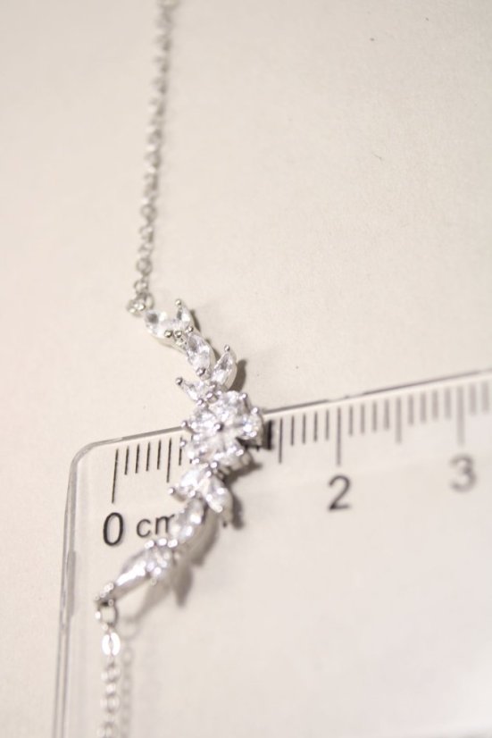 Strieborný náhrdelník so zirkónmi, rhodium, 43-48 cm, 2,58 g, 925/1000
