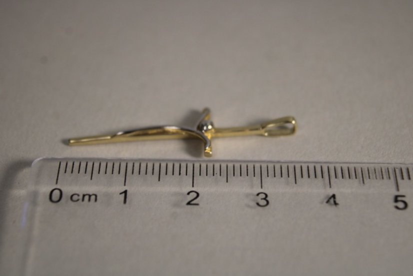 Zlatý prívesok - kríž s telom Ježiša, viacfarebné zlato, 1,02 g, 14K 585/1000