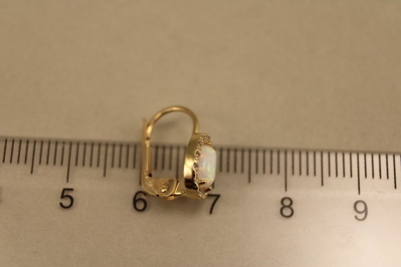 Náušnice- biely opál- zirkóny- patent- žlté zlato- 14 karátov