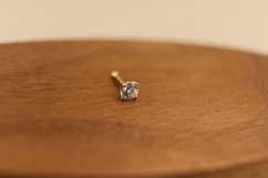 Piercing do nosa - číry zirkón - kombinované zlato - 14K