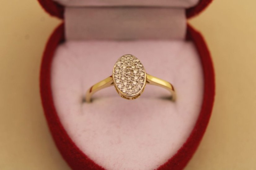 Prsteň- diamanty-H/Si2- žlté zlato- 14 karátov