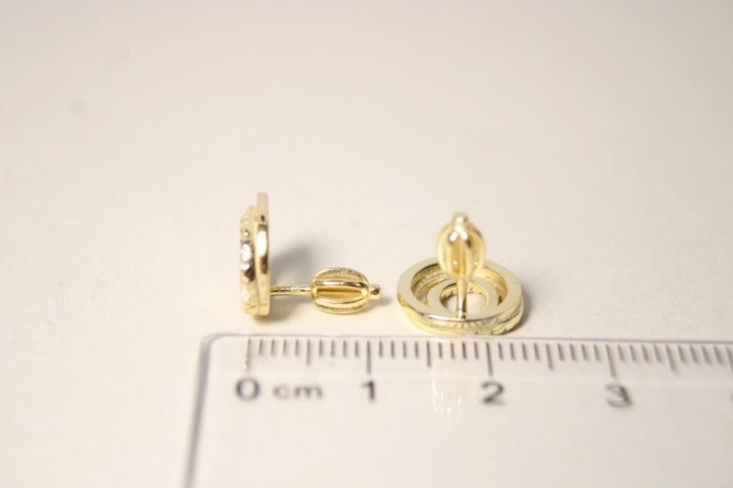 Pozlátené strieborné náušnice v tvare prepojených kruhov s čírymi zirkónmi, šrúbky, 2,20 g, 925/1000 - Materiál: Pozlátené striebro, Druh kameňa: ZIRKÓN, Farba kameňa: Číry, Váha (g): 2,20, Rýdzosť: STRIEBRO 925/1000