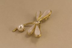 Brošňa- vážka- perleť- zirkóny- perla- pozlátené striebro