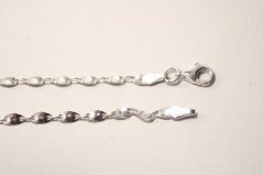 Strieborná retiazka s oválnymi platničkami, rhodium, 45,5 cm, 3,88 g, 925/1000