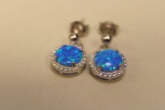 Náušnice- visiace-modrý opál-číre zirkóny-puzetky-striebro