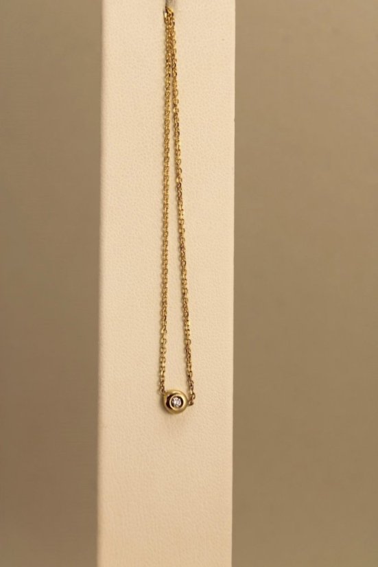 Retiazka - celebritka- diamant- 0,03 ct- žlté zlato- 14 karátov